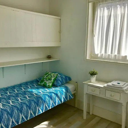 Be Scheveningen Guest house The Hague